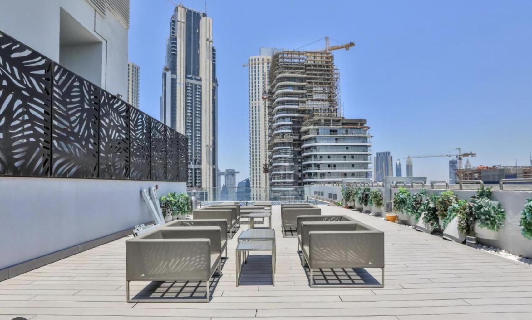 Апартаменти Refined 2 & Half Br In Mada Residences Near Mall