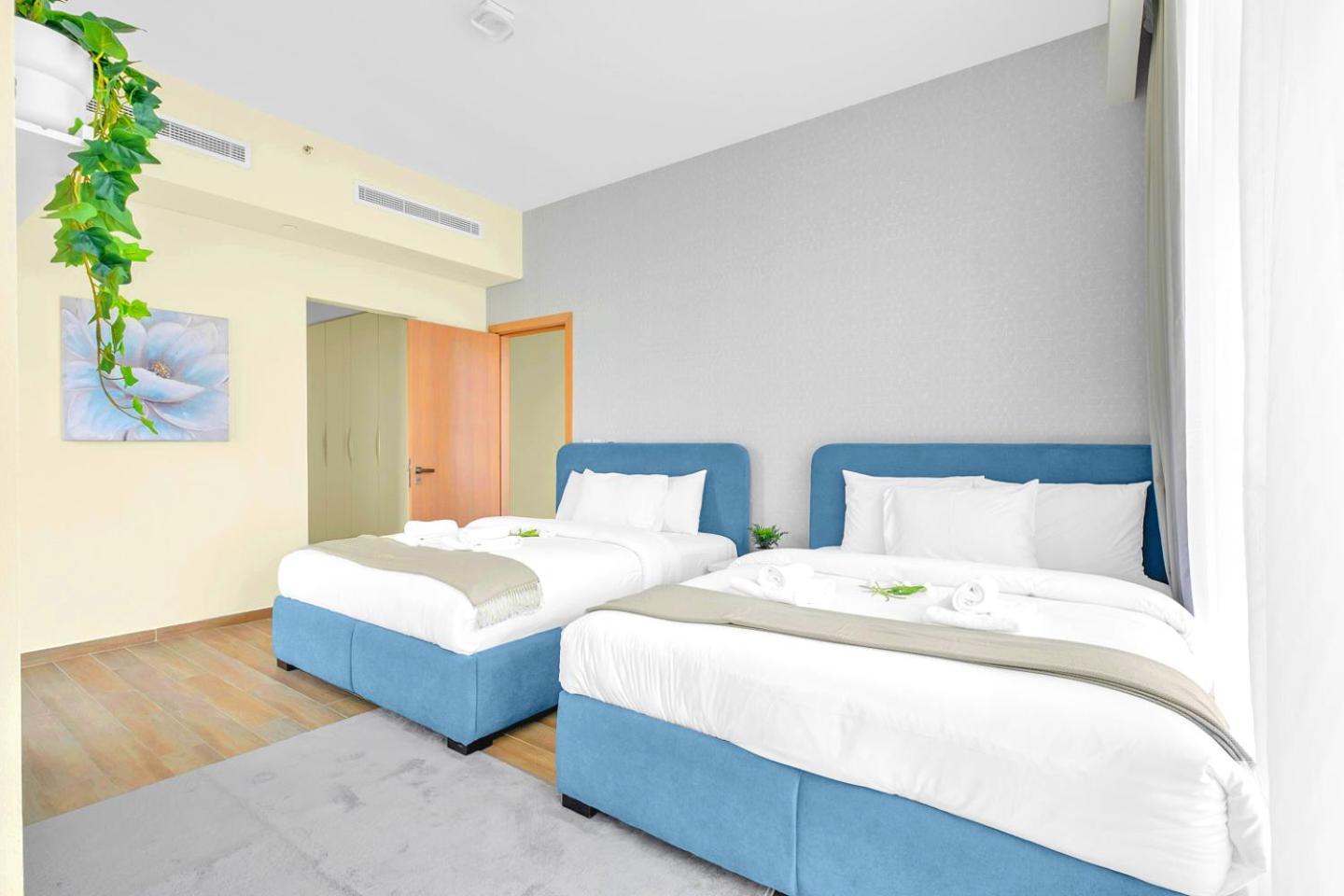 Refined 2 & Half Br In Mada Residences Near Mall Апартаменти Дубай