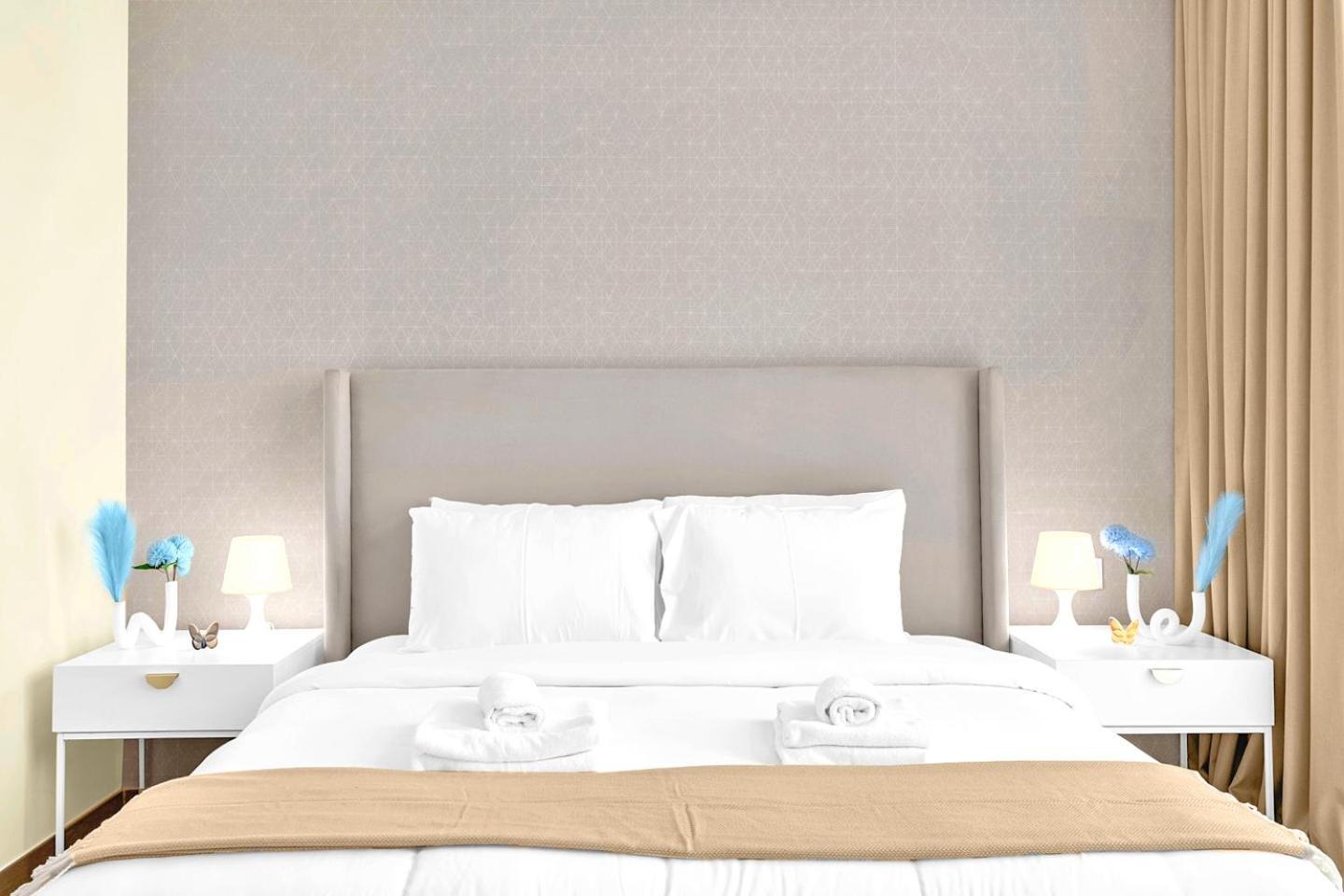 Апартаменти Refined 2 & Half Br In Mada Residences Near Mall Дубай