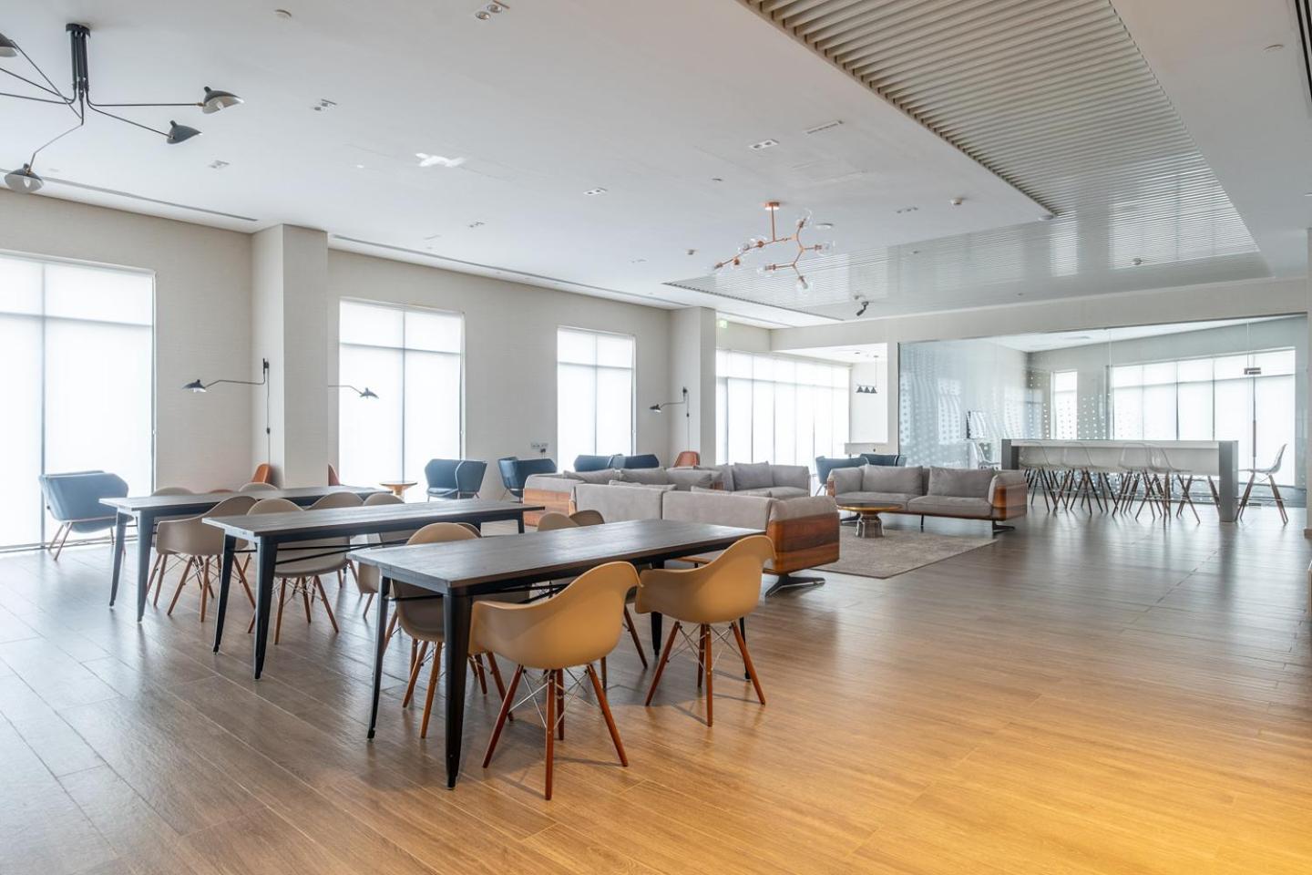 Refined 2 & Half Br In Mada Residences Near Mall * Дубай