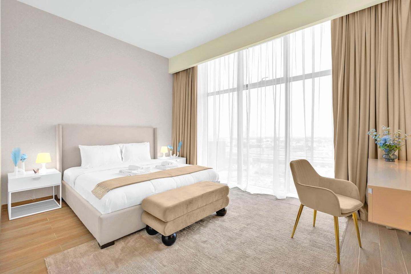 Refined 2 & Half Br In Mada Residences Near Mall Апартаменти Дубай